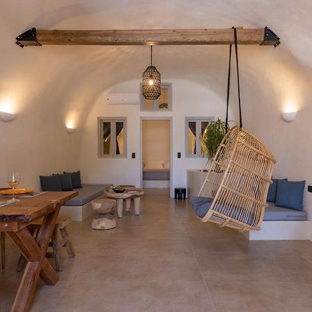 Sando Traditional Cave Villas With Jacuzzi And Sea View Vourvoulos Bagian luar foto