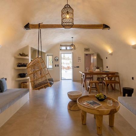 Sando Traditional Cave Villas With Jacuzzi And Sea View Vourvoulos Bagian luar foto