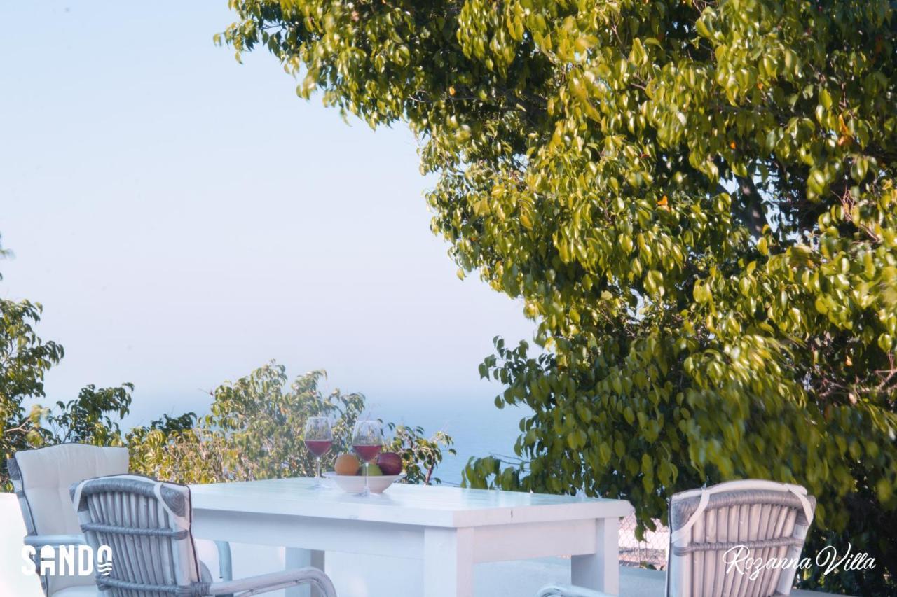 Sando Traditional Cave Villas With Jacuzzi And Sea View Vourvoulos Bagian luar foto